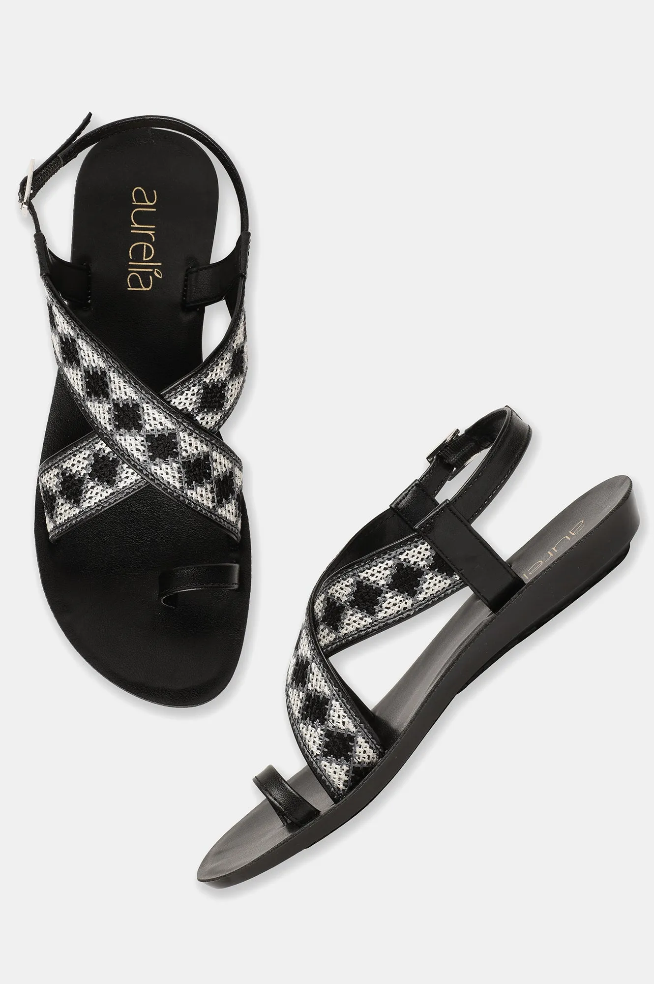 Aurelia Embroidered Almond Toe Flat-Zlaurel