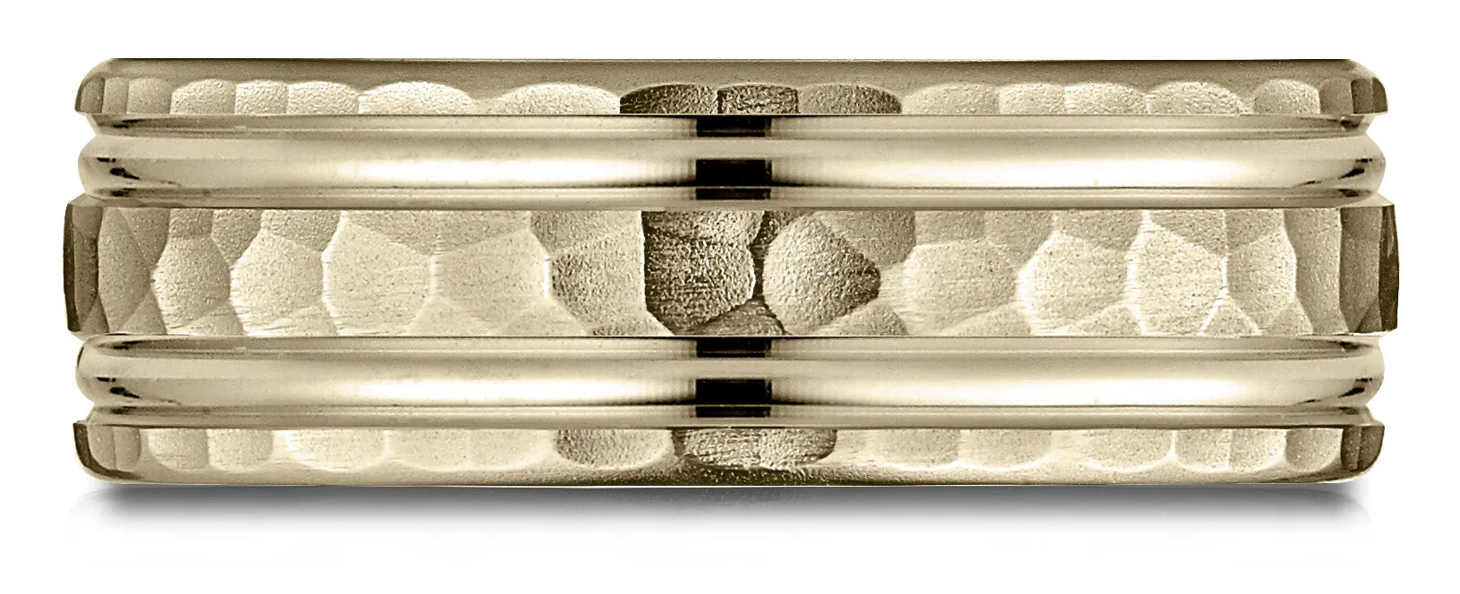 Benchmark 18k Yellow Gold 7.5mm Comfort-Fit Hammered Finish Double High Polish Cut Design Band,(Size 4-14)