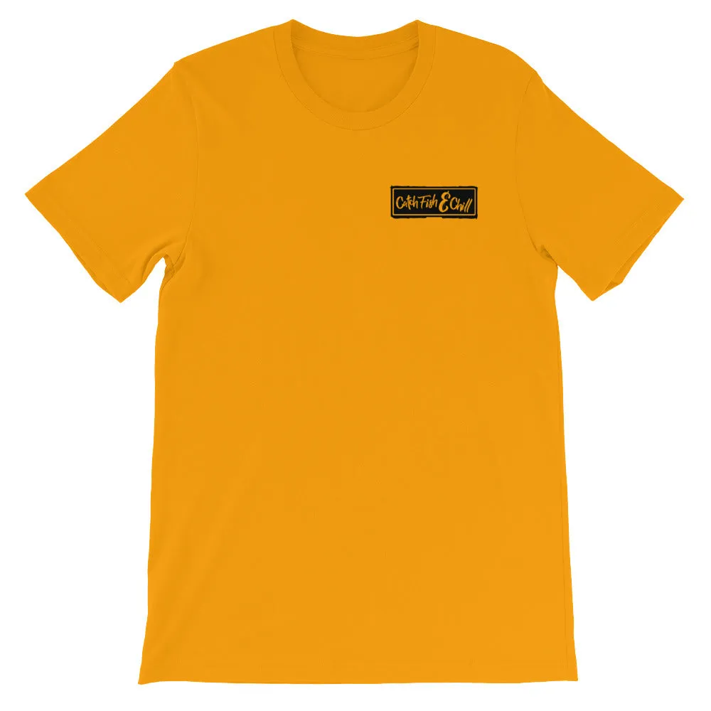 CATCH FISH & CHILL FISHERMAN TEE
