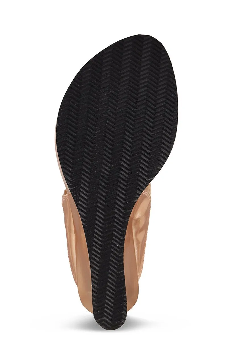 Classic Higher K Wedge Champagne