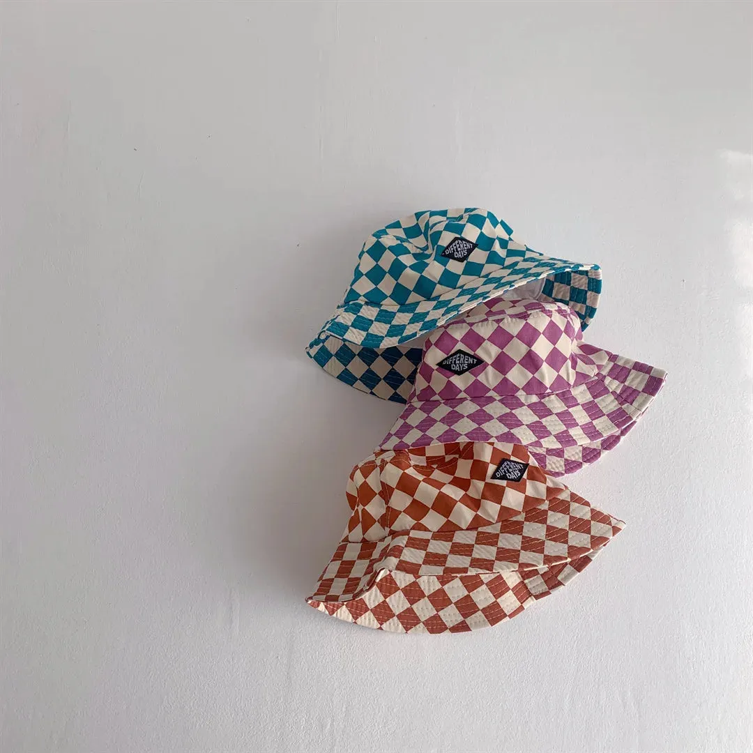 Cute Checkerboard Kids Bucket Hat – Soft Plaid Sun Cap for Baby Boys & Girls