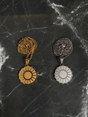 DIVINE FEMININE NECKLACE 2.0