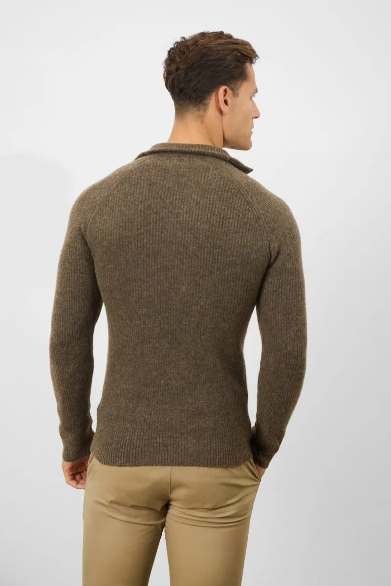 Fisherman Rib Quarter Zip in Soft Brown