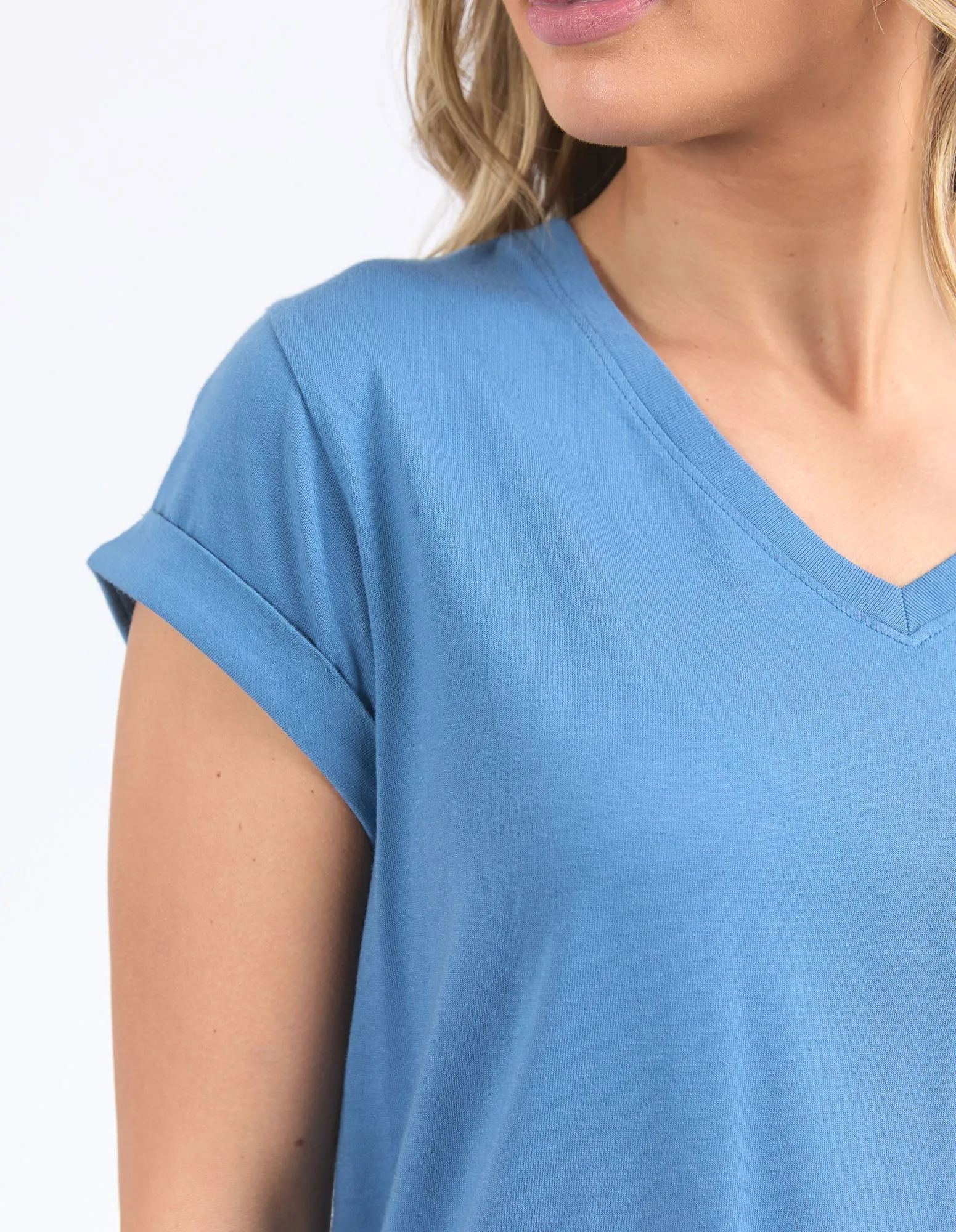 Manly Vee Tee - Coronet Blue