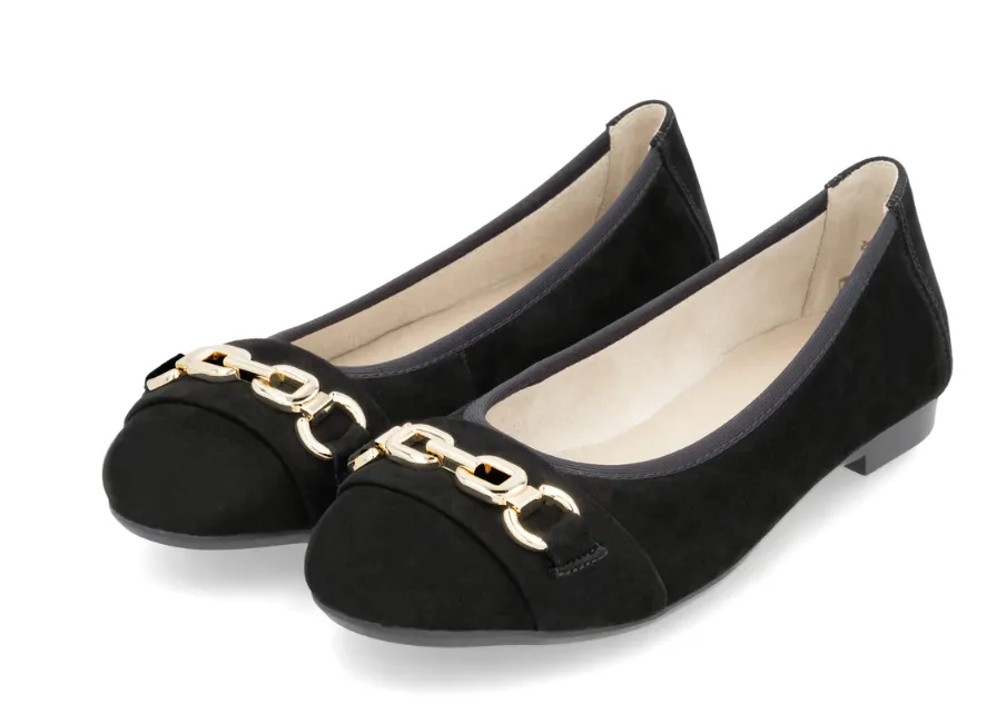 Margarita Black Ballet Pumps