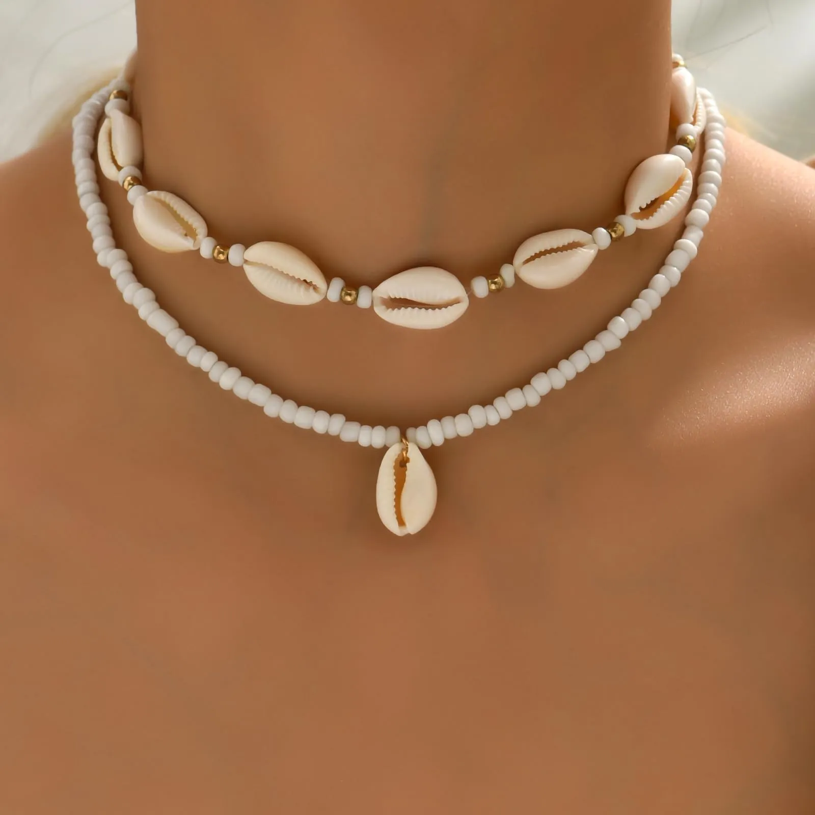 Nackiy Handmade Sea Shell Necklace for Women Summer Adjustable Natural Shell Collar Necklace (Beige Braided Rope)