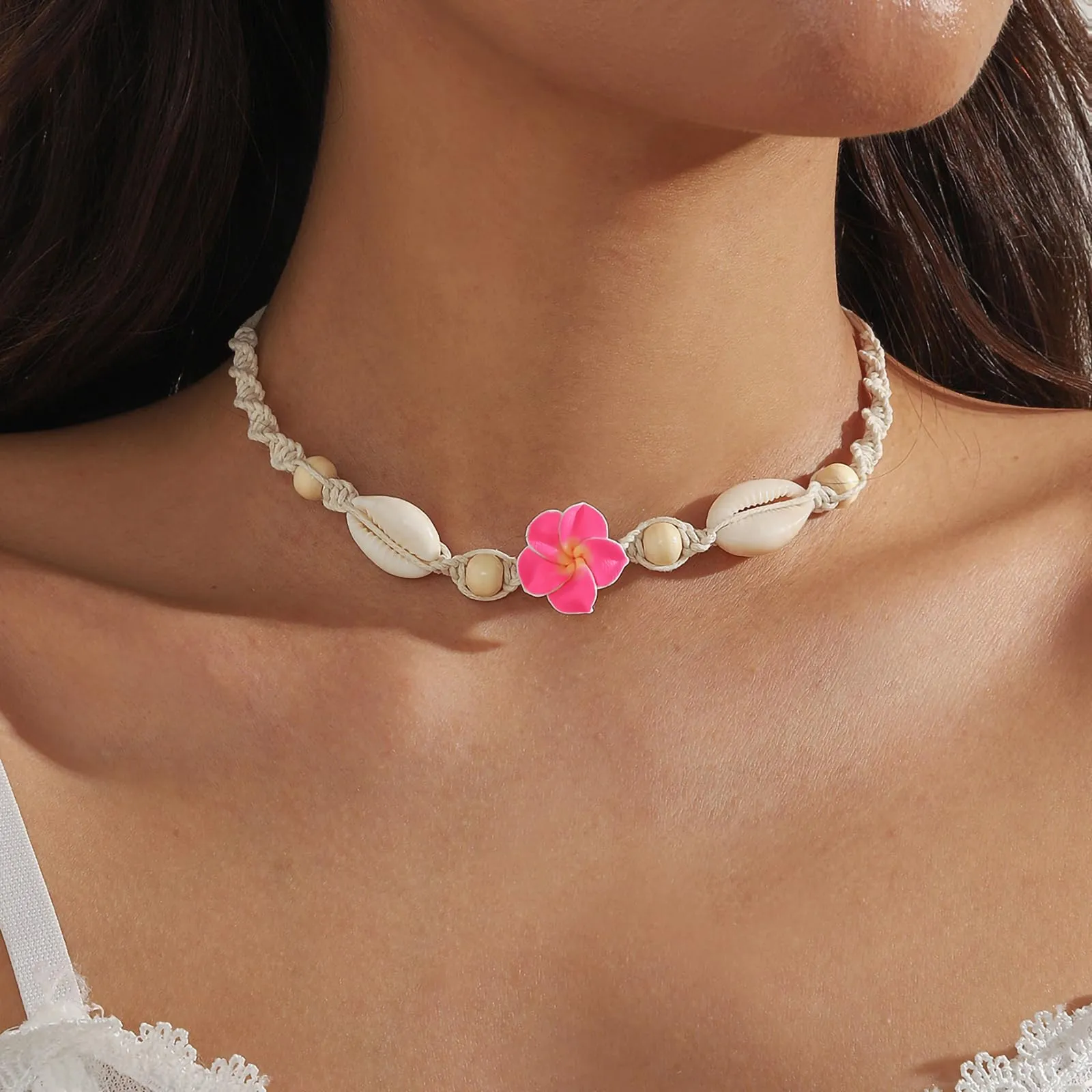 Nackiy Handmade Sea Shell Necklace for Women Summer Adjustable Natural Shell Collar Necklace (Beige Braided Rope)