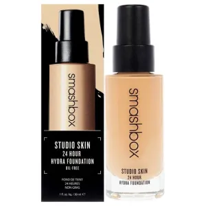 NEW Studio Skin 24 Hour Wear Hydrating Foundation - 2.0 Skin tone Light With Warm Undertone by Smashbox for Women - 1 oz Foundation Retails $50 