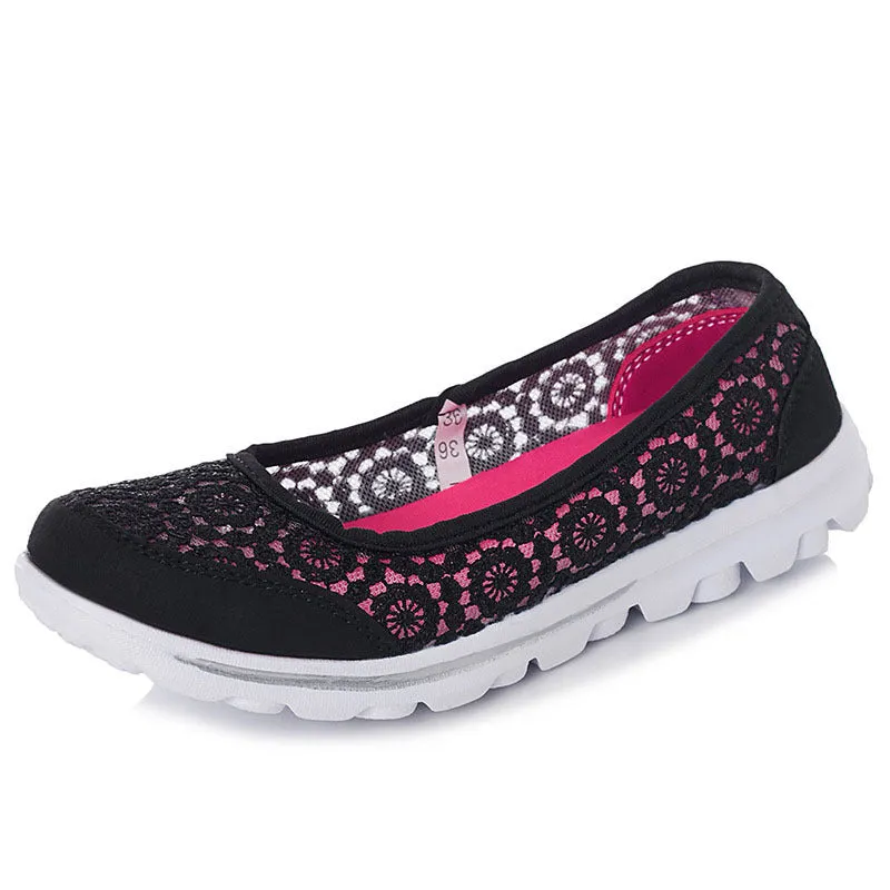 Plus size breathable beanie lace flats for women