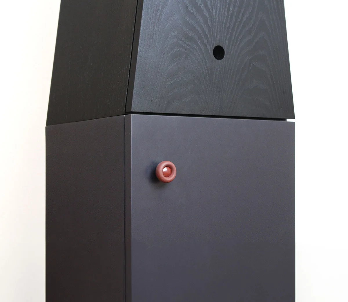 Stave cabinet