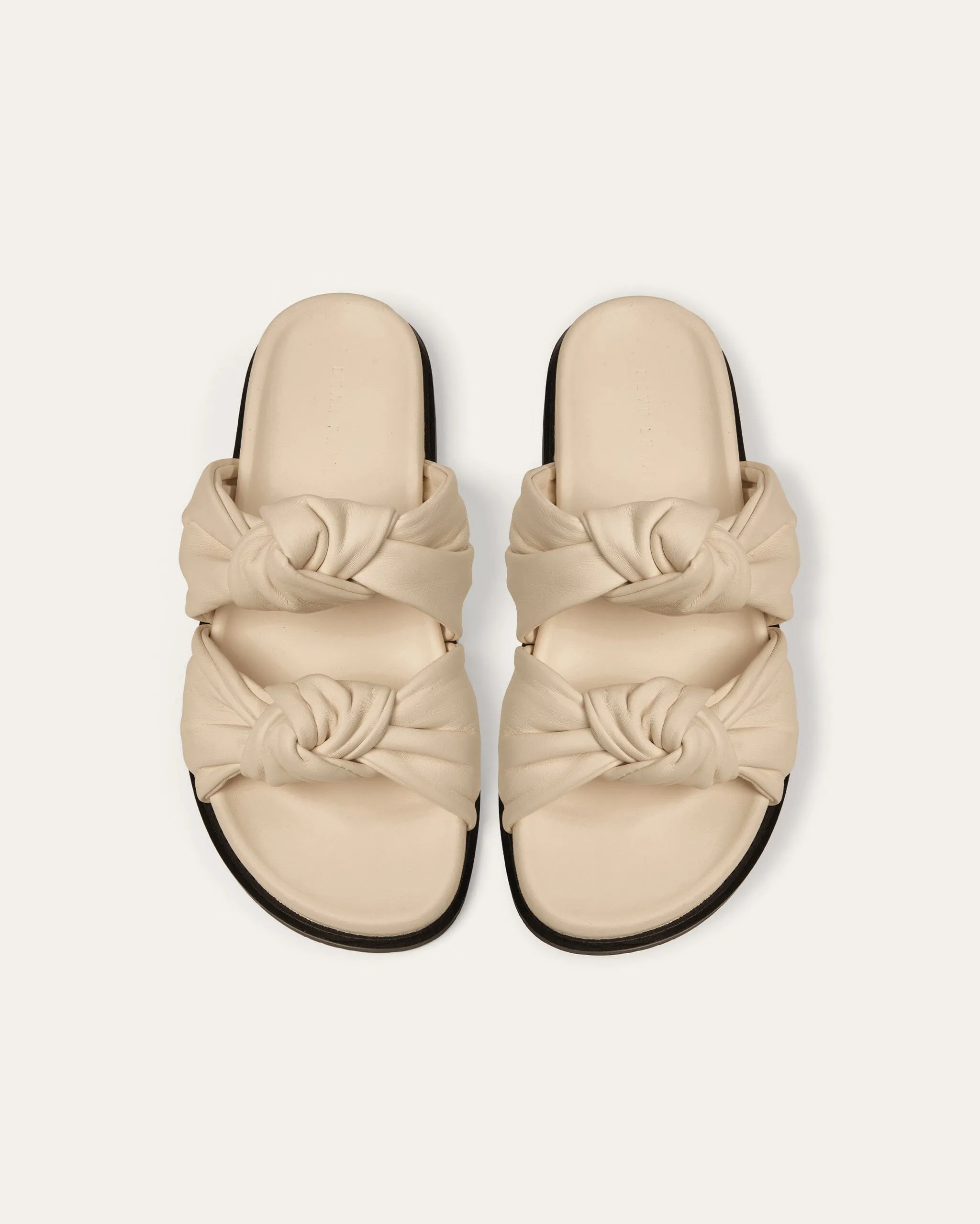 Tye Slide, Clay