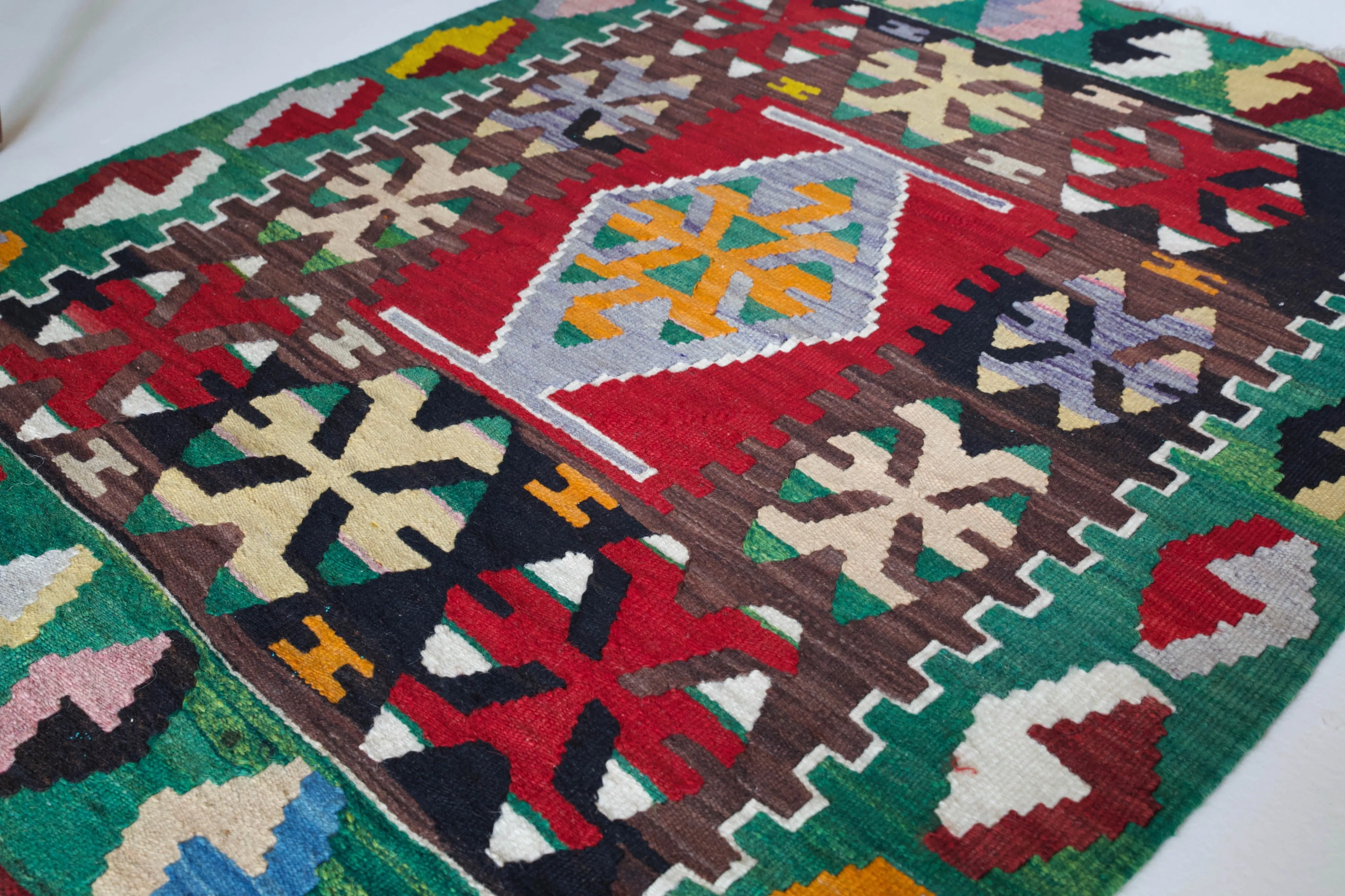 Vintage Mini Turkish Kilim Rug 2'9"x3'5"
