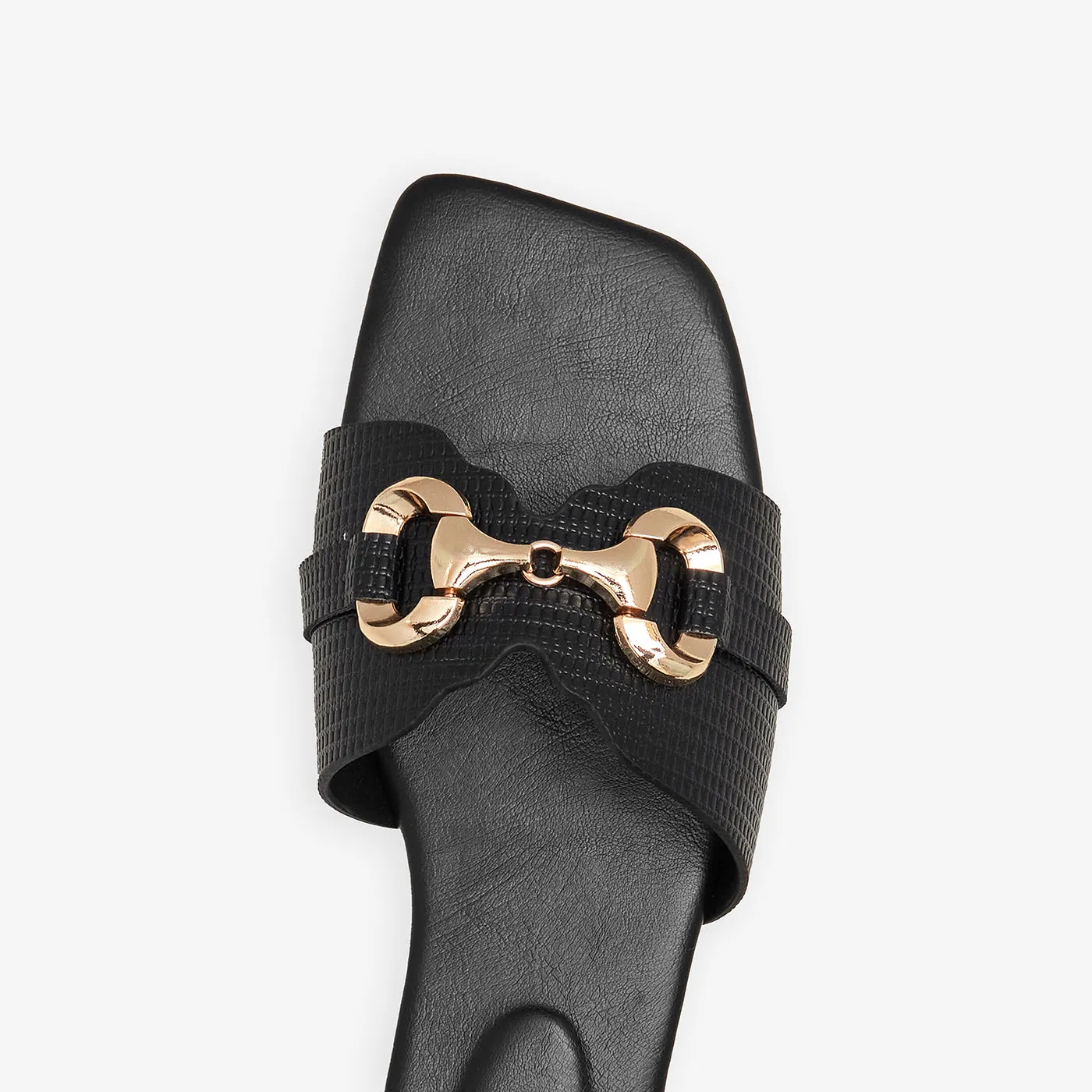 Women's Brooch Embellished Flats